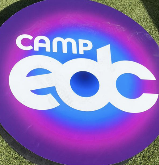 camp-edc-festival-neon-logo-for-smash-booth-las-vegas-event