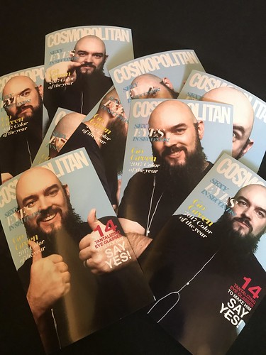 group-photo-with-guests-holding-smash-booth-event-flyers