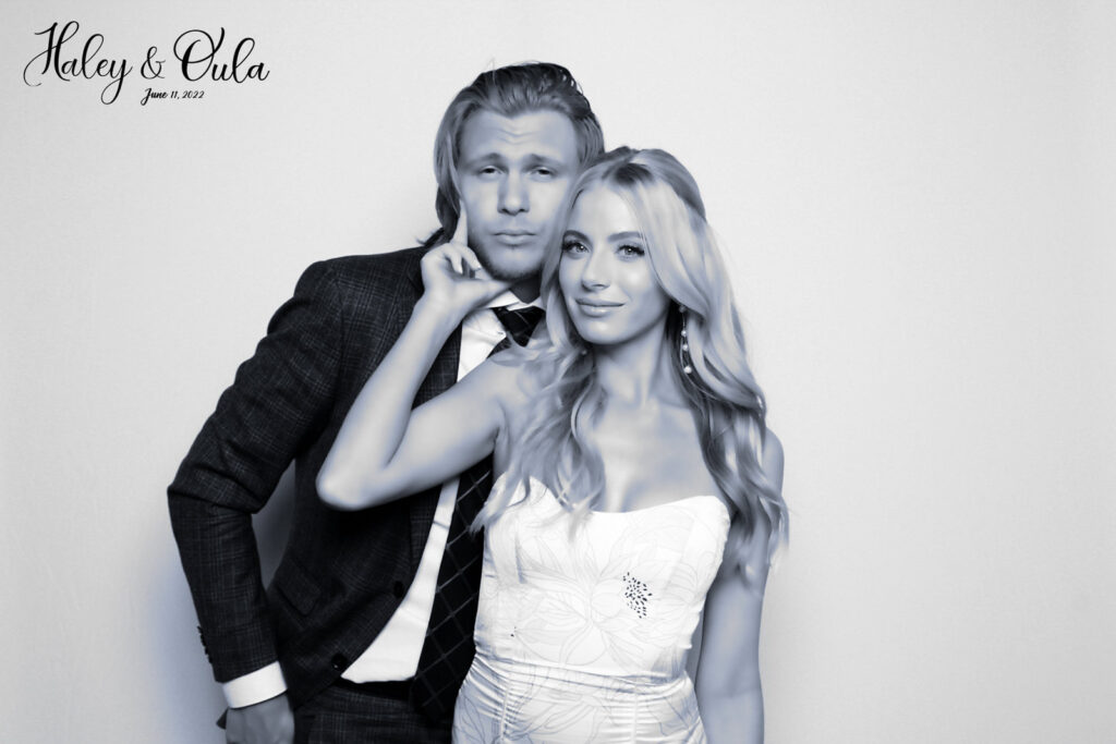 couple-in-black-and-white-photo-booth-studio-style-portrait