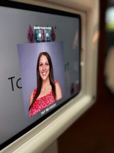 photo-strip-of-guests-in-photo-booth