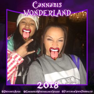 guests-laughing-with-vampire-filter-in-cannabis-wonderland-las-vegas-photo-booth-2018