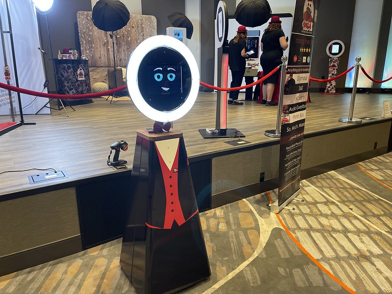 indoor-photo-booth-with-red-carpet-and-ring-light